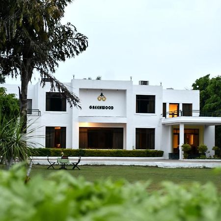 Greenwood Hotel Khadzsuráhó Kültér fotó