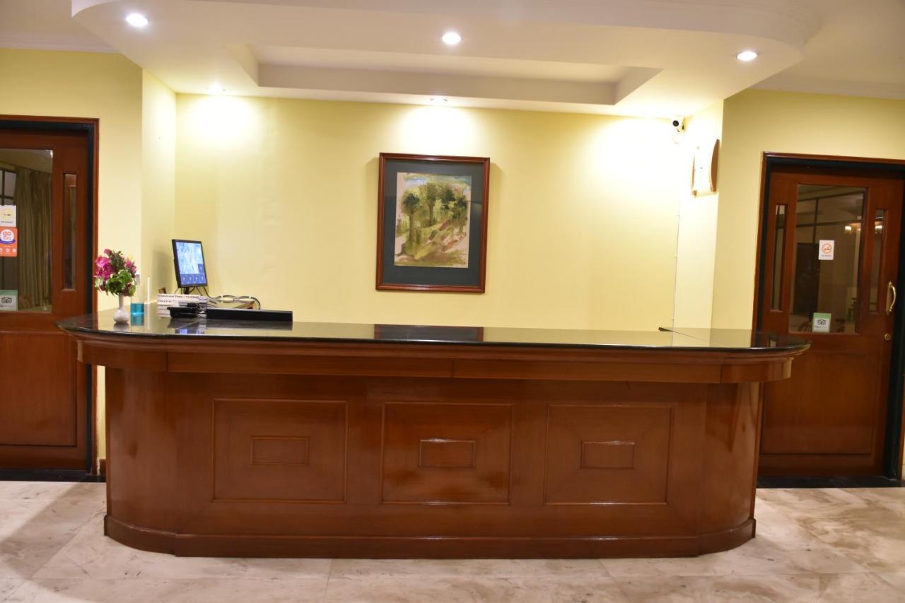 Greenwood Hotel Khadzsuráhó Kültér fotó