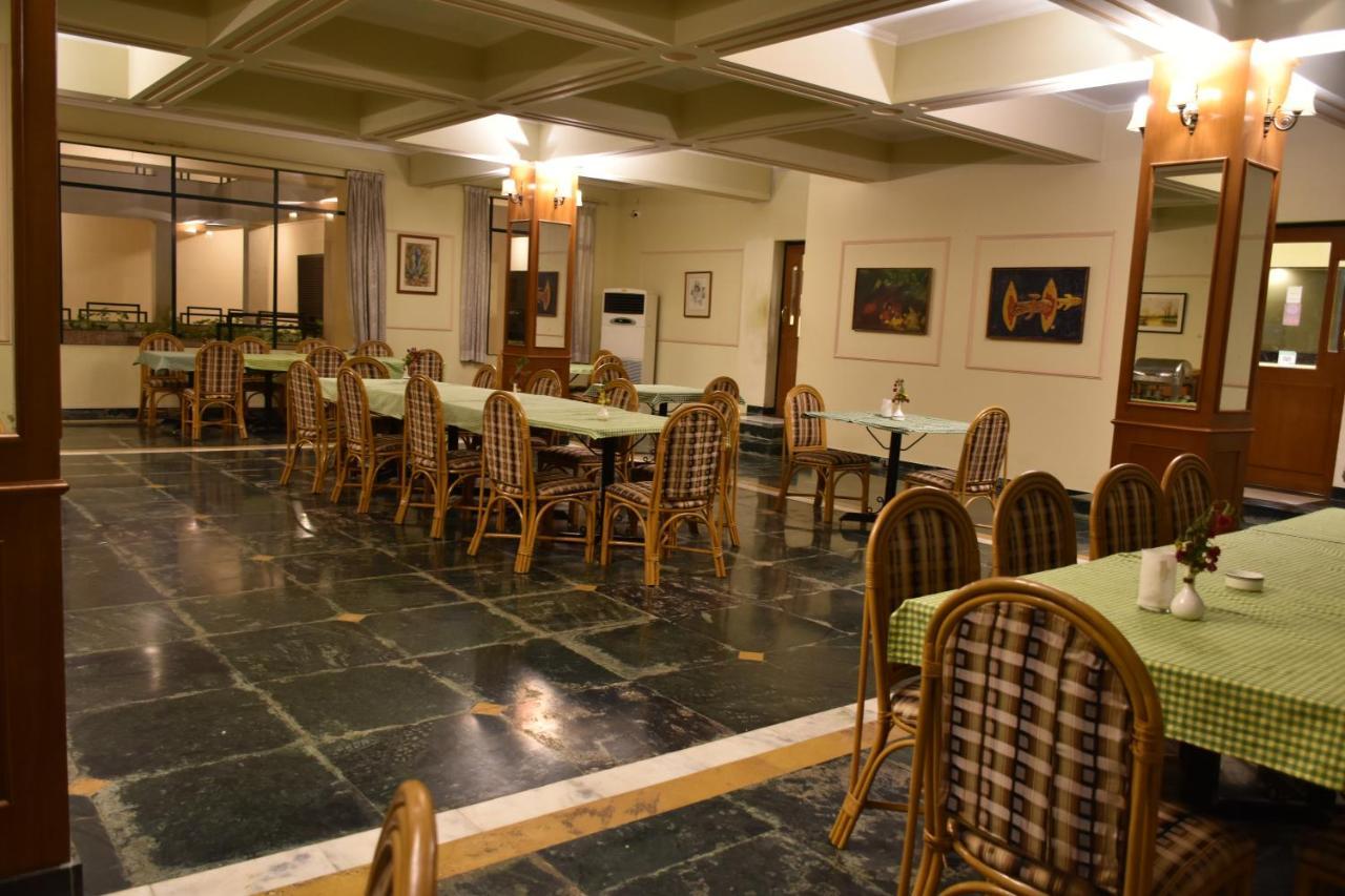 Greenwood Hotel Khadzsuráhó Kültér fotó