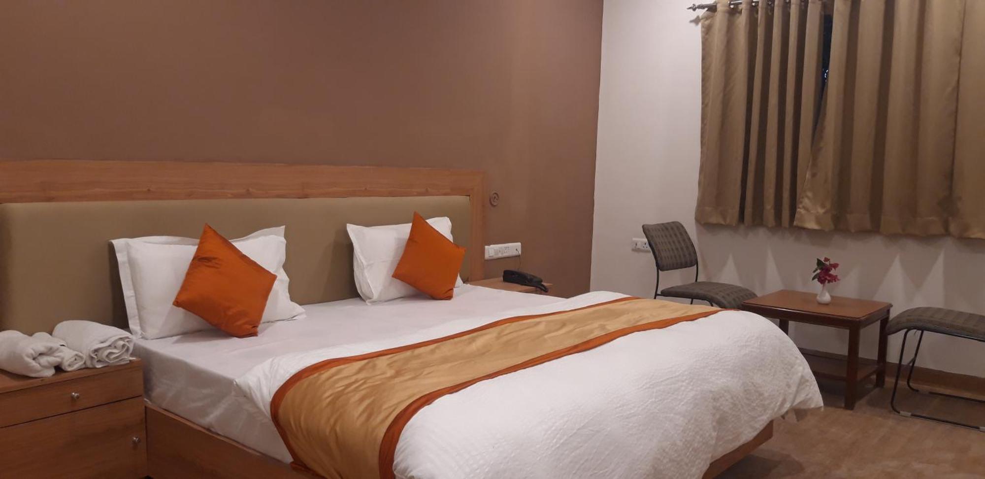 Greenwood Hotel Khadzsuráhó Kültér fotó